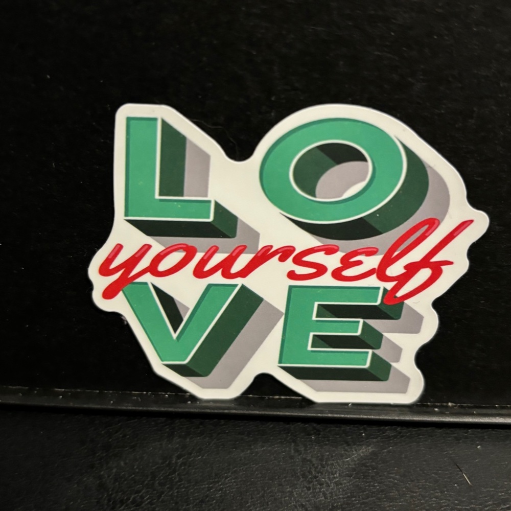 LOVE YOURSELF STICKER